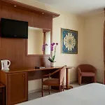Regina 3* Граведона