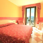 Regina Hotel
