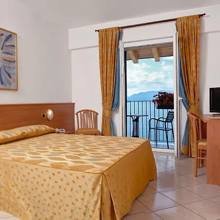 Hotel Regina Gravedona