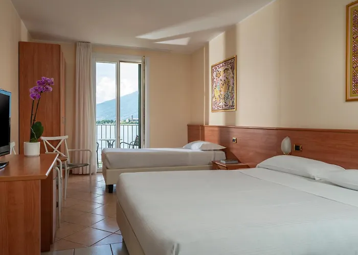 Regina Отель Граведона